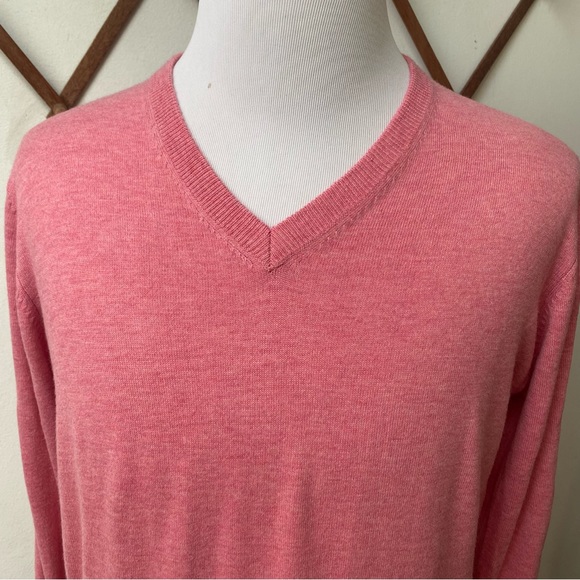 Jo Sorrento Italian Wool V-Neck Sweater - Picture 2 of 10